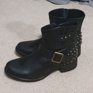 Black studded steve madden boots